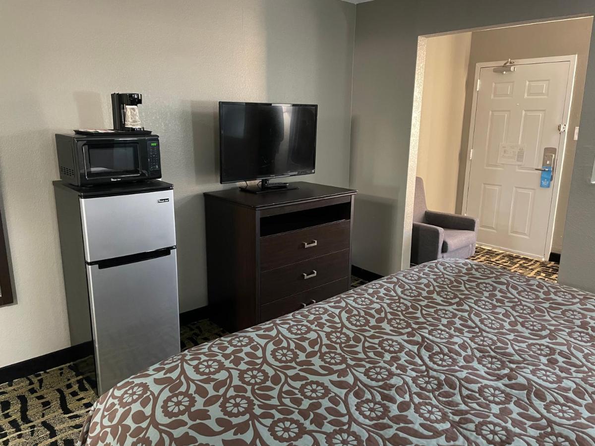 Days Inn & Suites By Wyndham Collierville Germantown Area Екстериор снимка