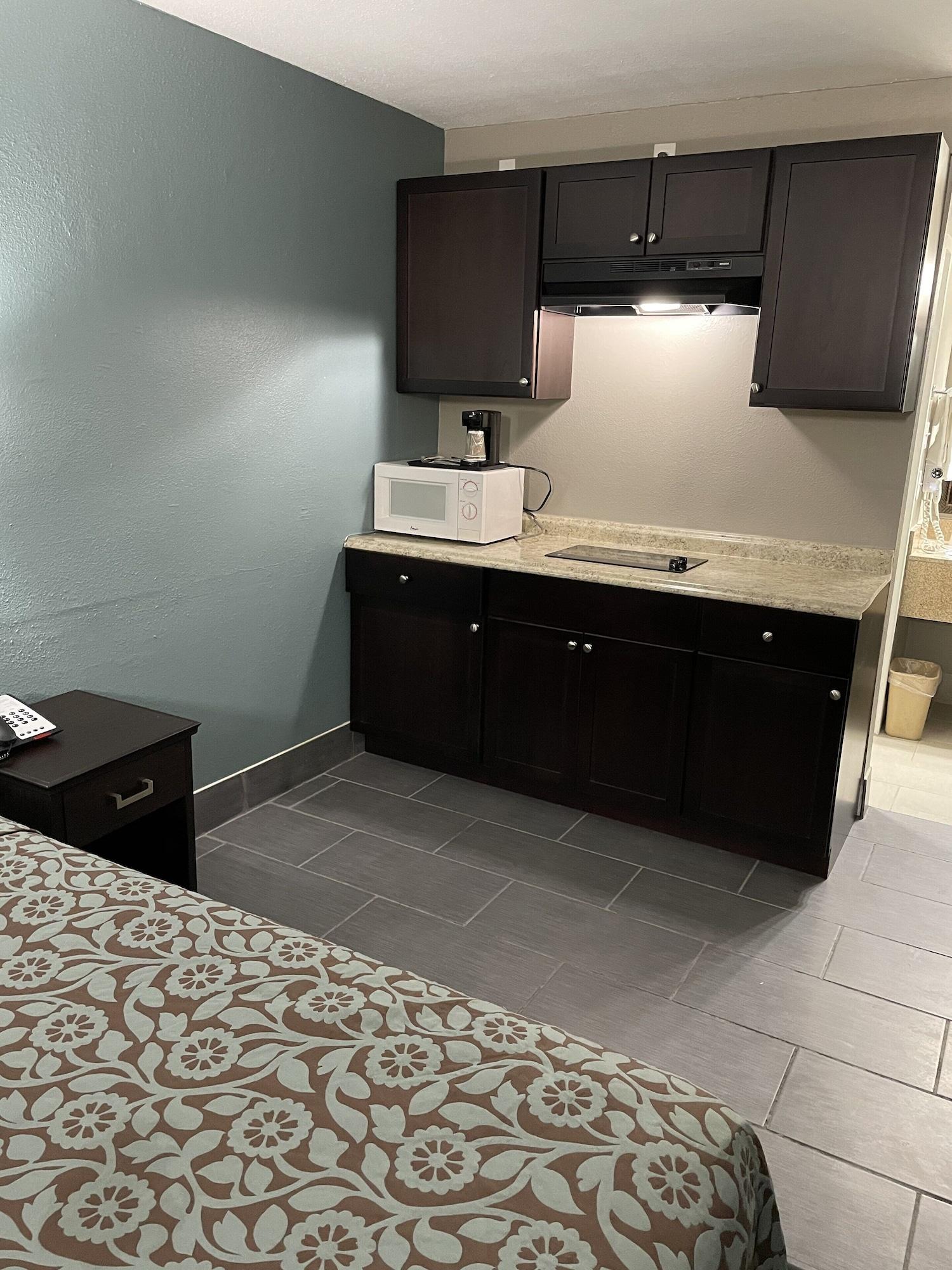 Days Inn & Suites By Wyndham Collierville Germantown Area Екстериор снимка