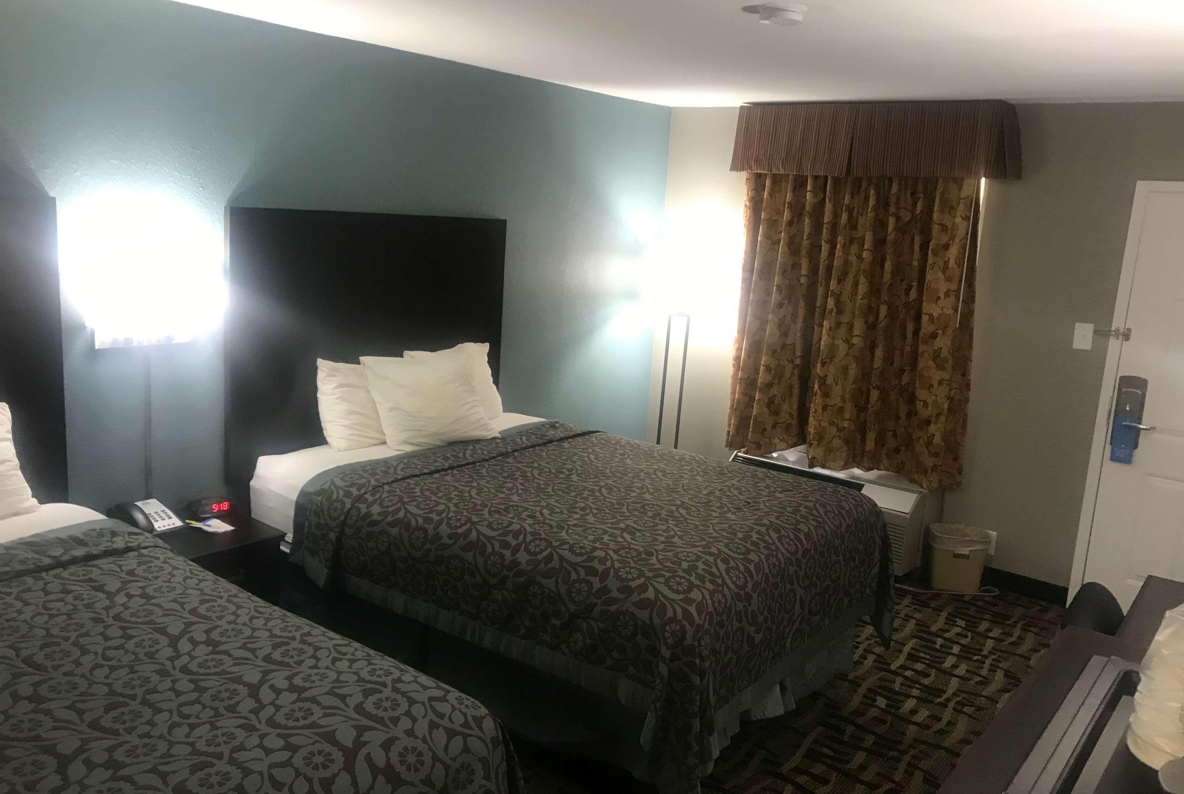 Days Inn & Suites By Wyndham Collierville Germantown Area Екстериор снимка