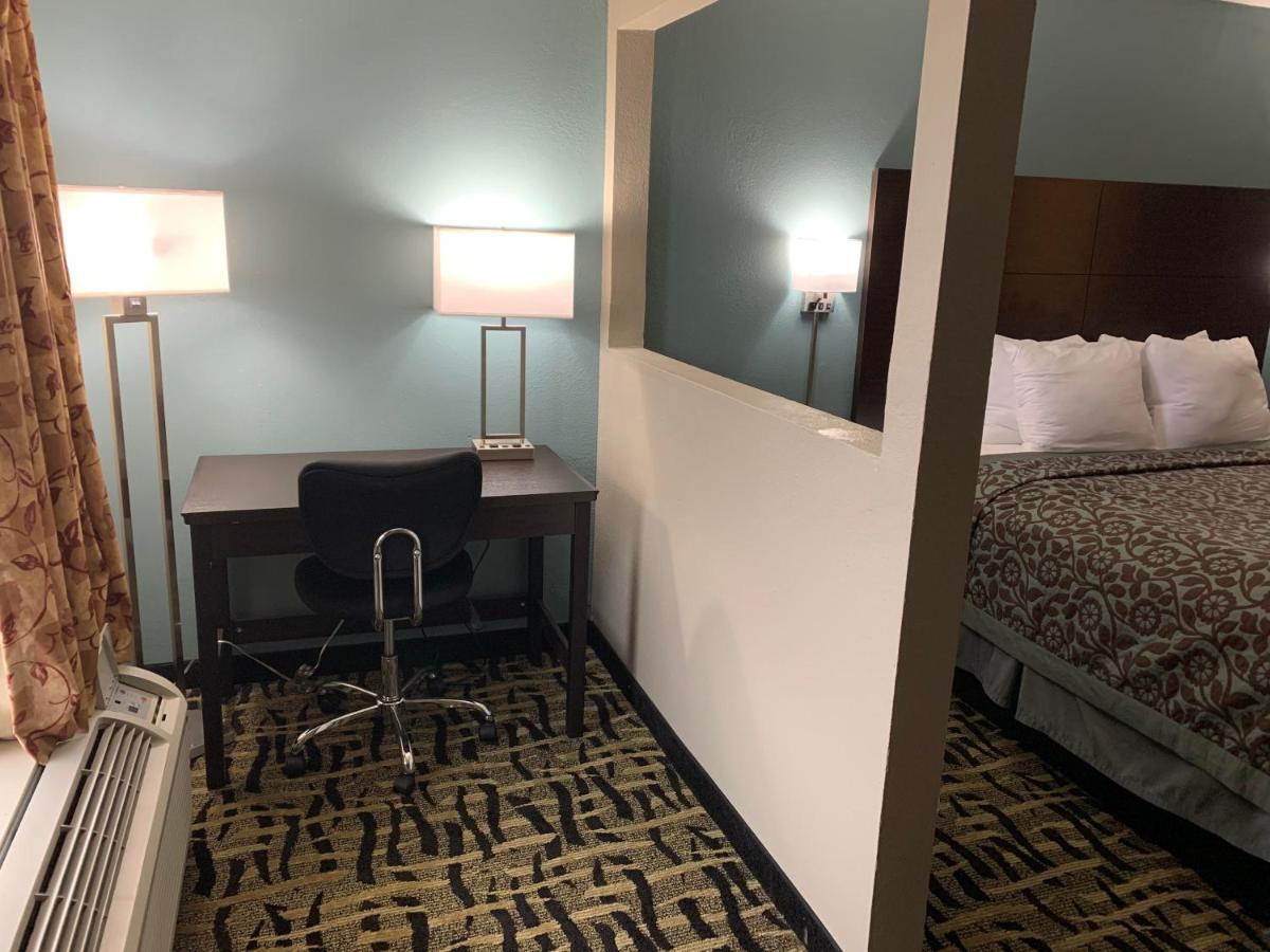 Days Inn & Suites By Wyndham Collierville Germantown Area Екстериор снимка